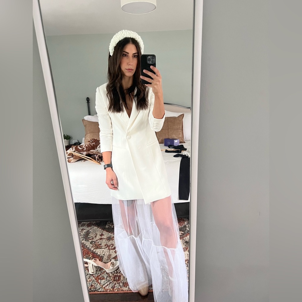 NWOT Jay Godfrey 2 piece white blazer dress with separate sheer tulle maxi skirt